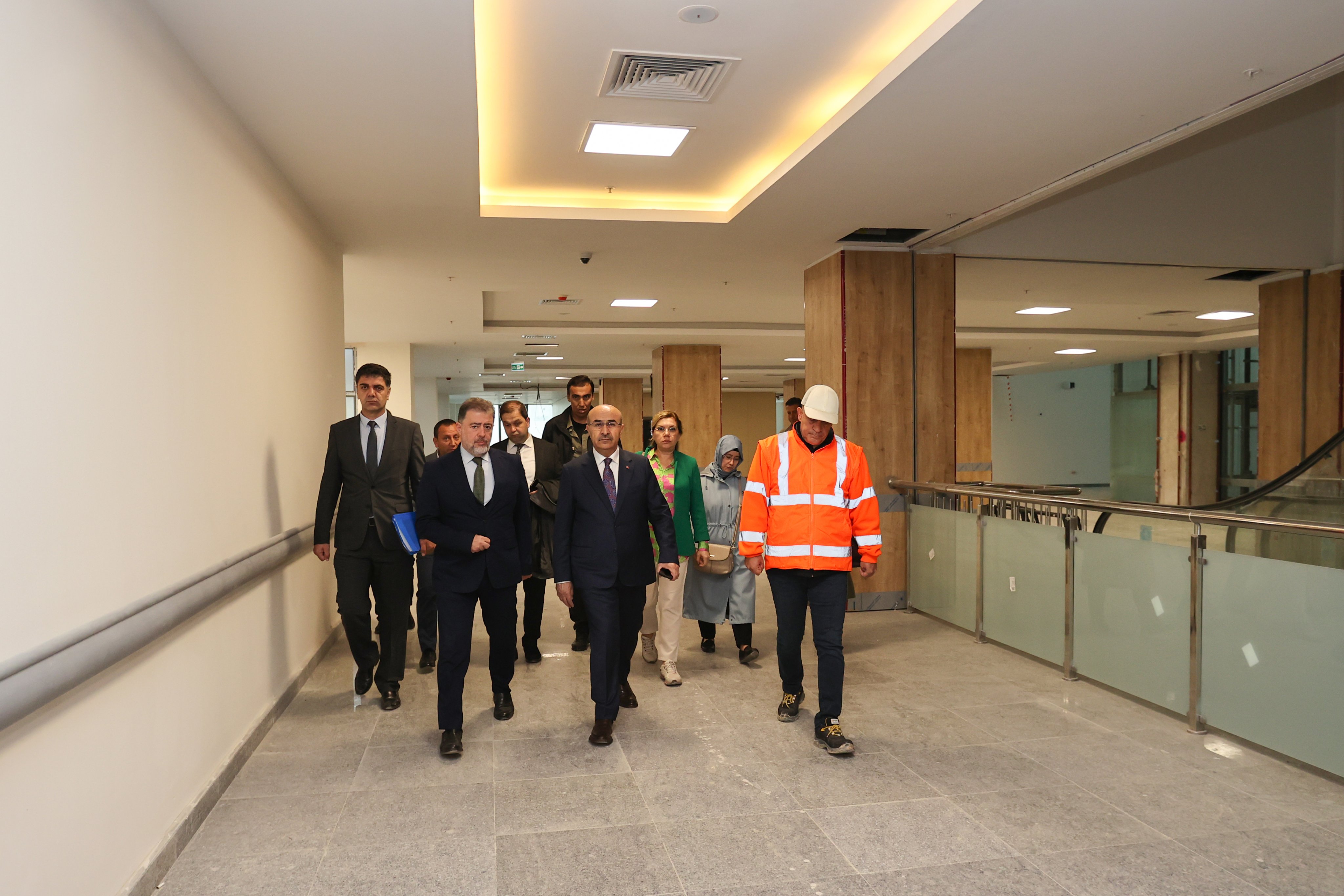 Bursa Çekirge Devlet Hastanesi Inşaatına Vali Demirtaş’tan Inceleme (2)