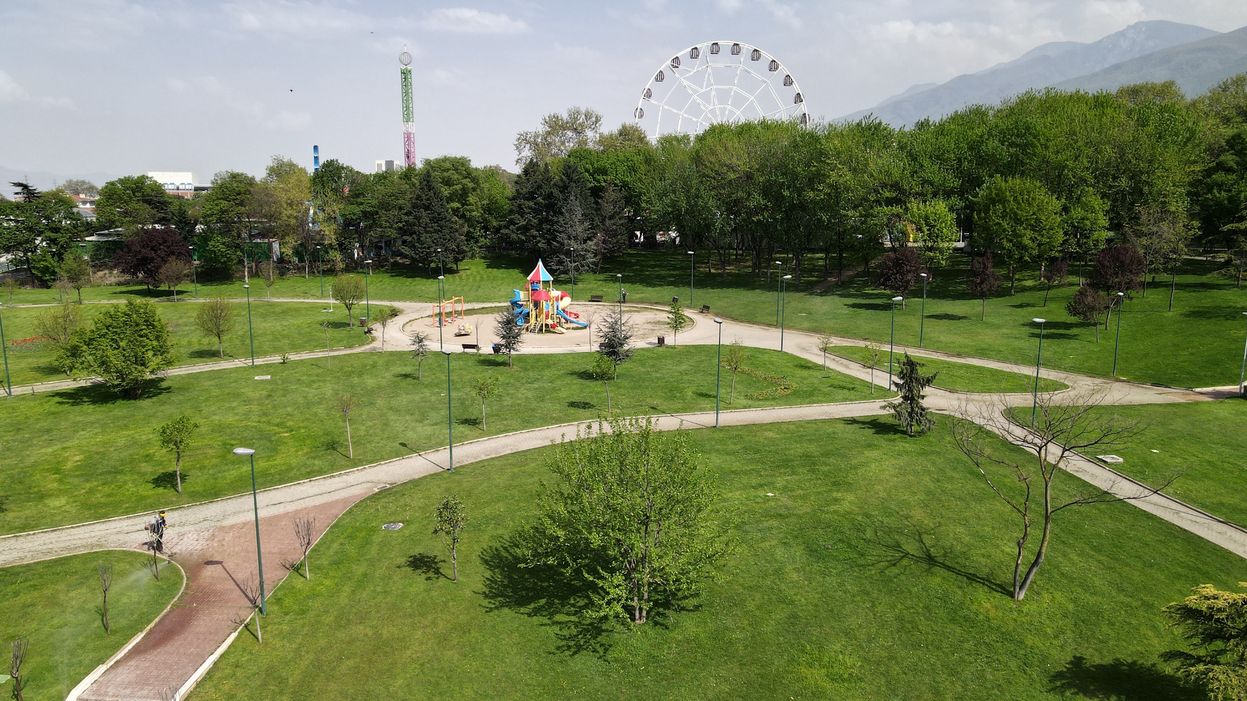 Bursa’da parklar yaza hazır 2