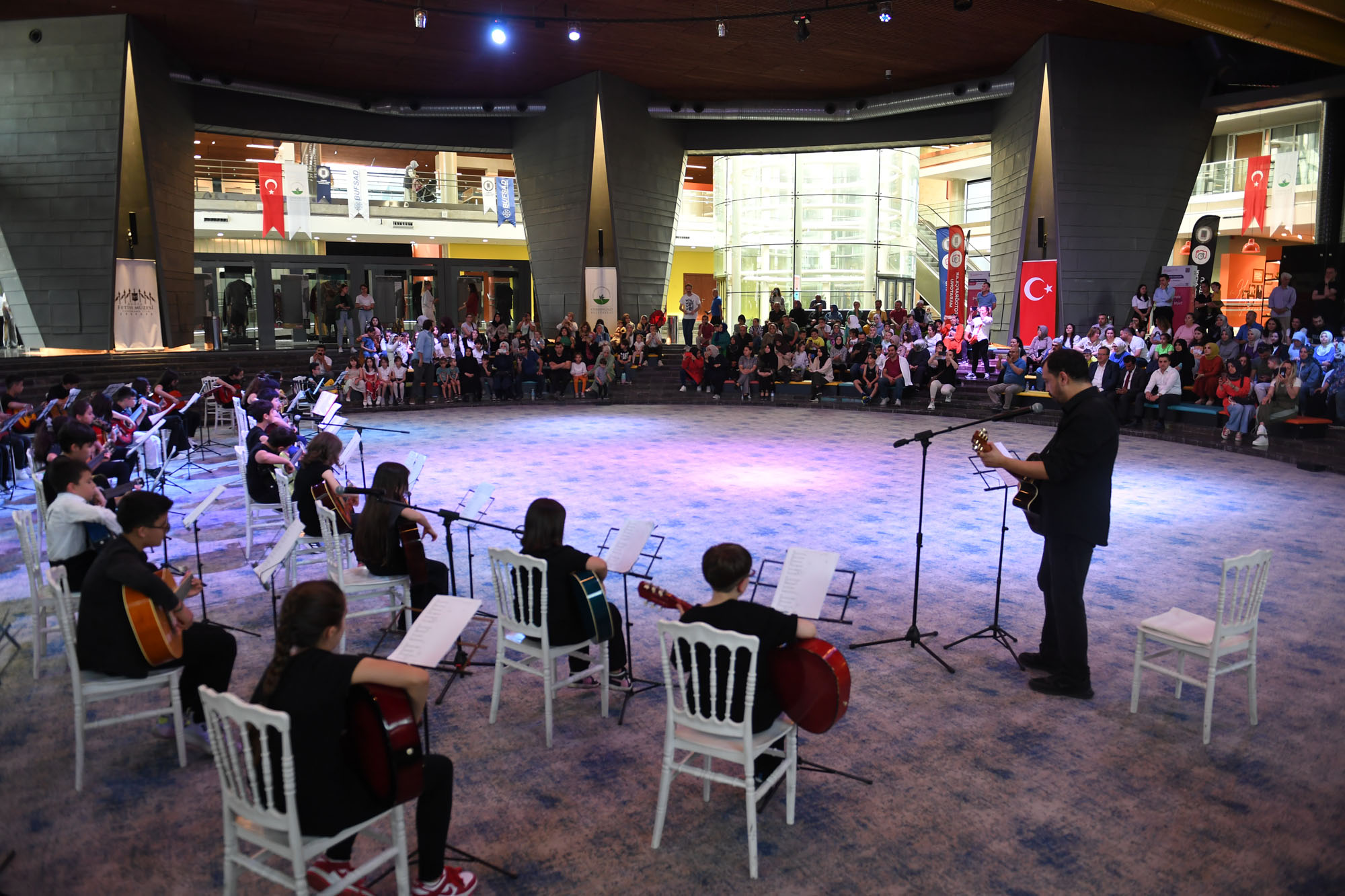 Bilgi Evleri Öğrencilerinden Yetenek Dolu Gösteri (1)