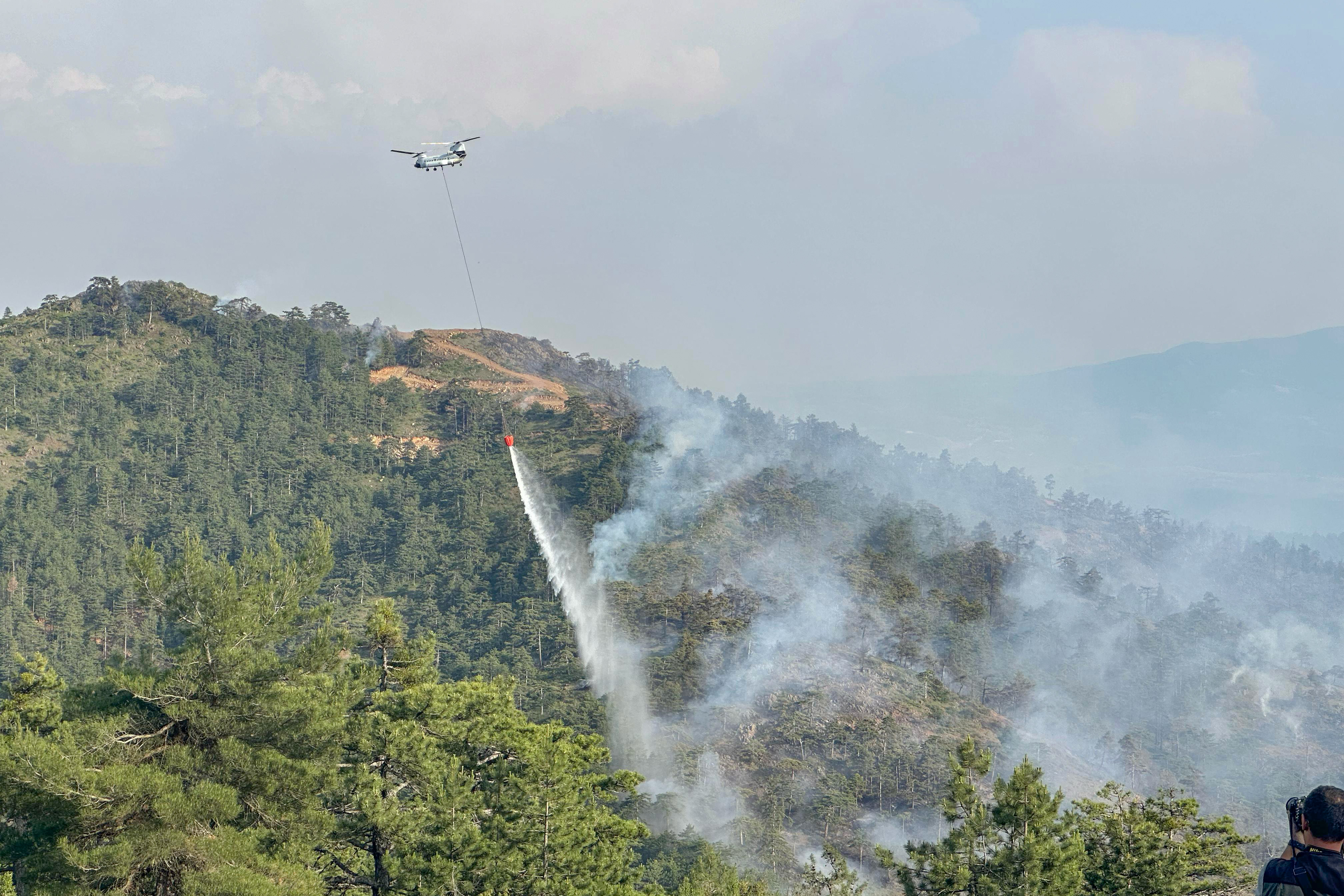 Orhaneli’deki Kızılçam Orman Yangını Kontrol Altına Alındı (8)