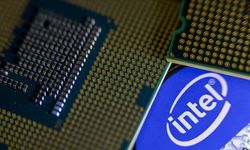 Intel'in hisselerinde 50 yılın en büyük düşüşü yaşandı