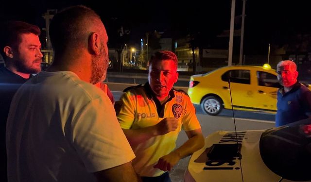 Bursa'da İlginç Kaza: Alkollü Sürücü, Arkadaşına Üflettirmek İstedi!
